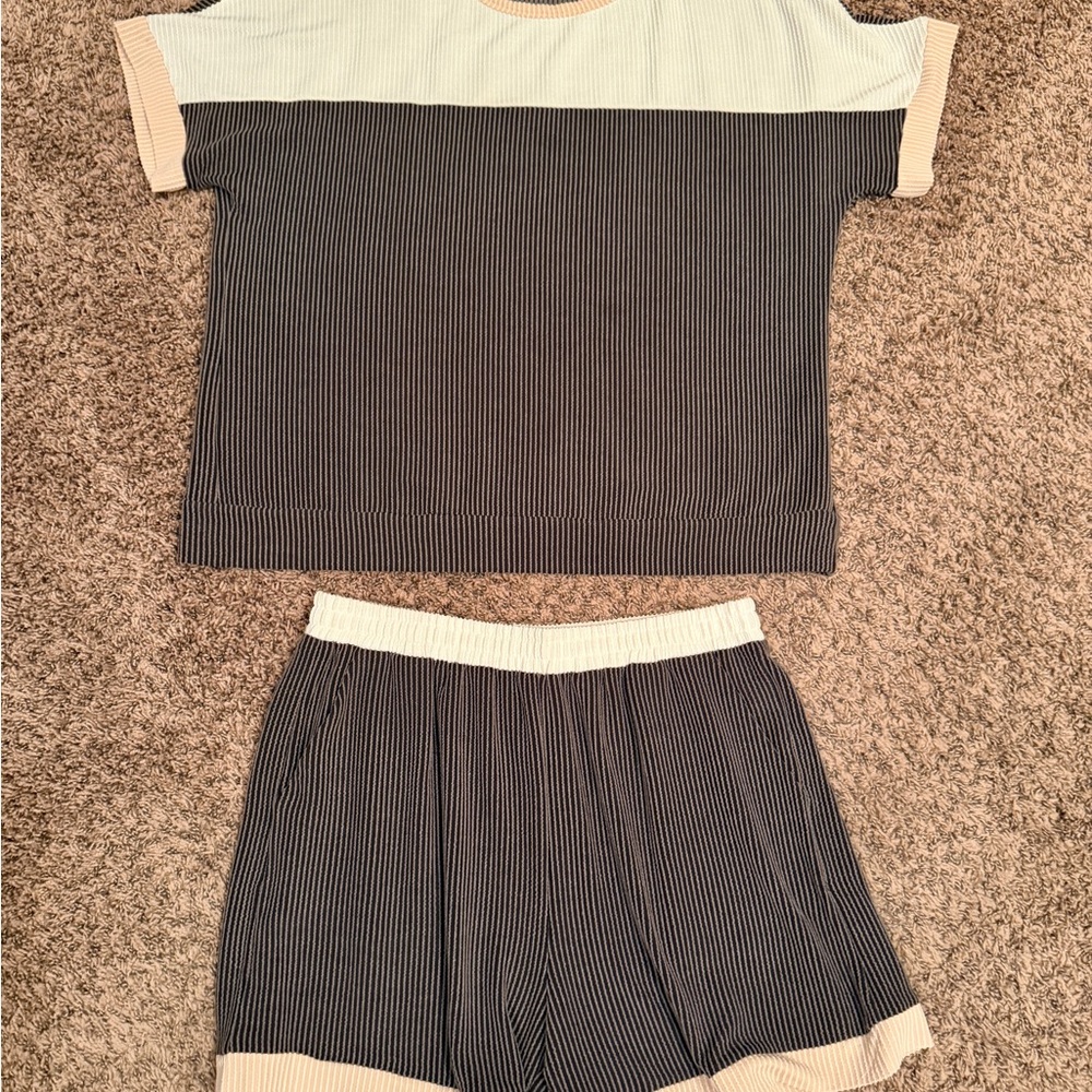 Color Block Two-Piece Lounge Set